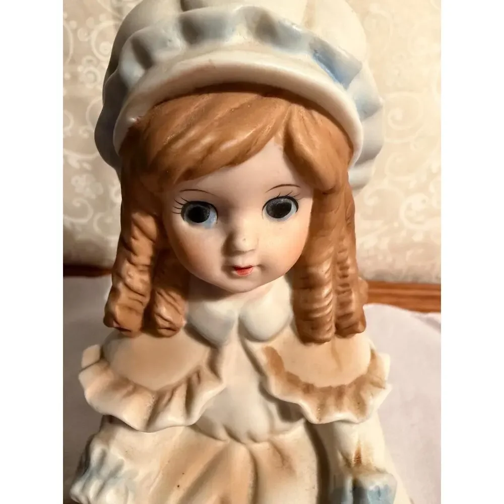Vintage Brinns‎ Little Girl Figurine